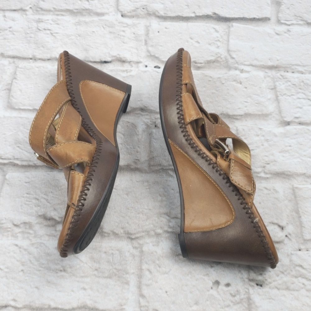 Naturalizer Comfort Women's Brown Leather Wedge - Picture 7 of 11